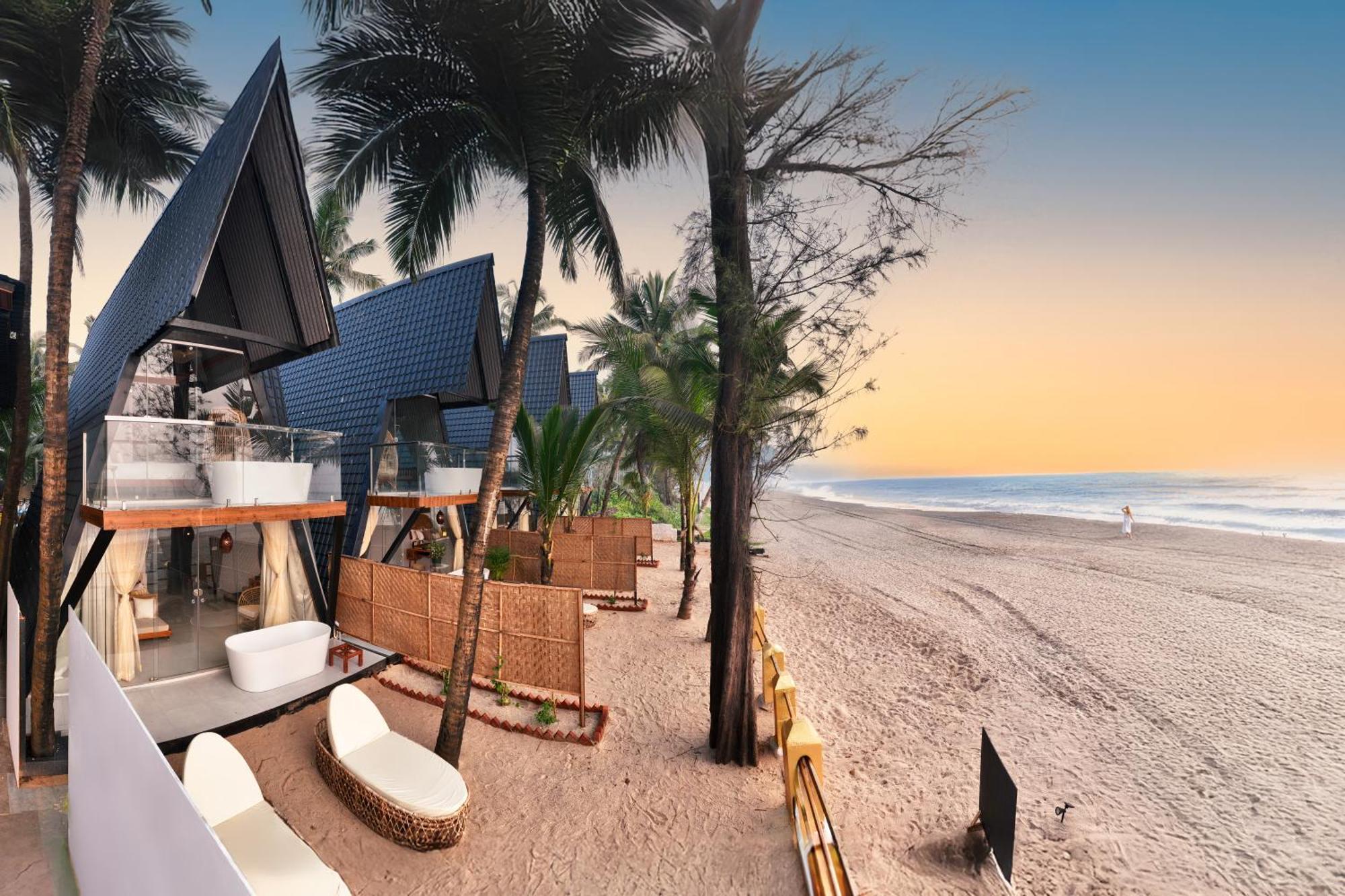 The Rose Goa Beach Resort Агонда Екстериор снимка