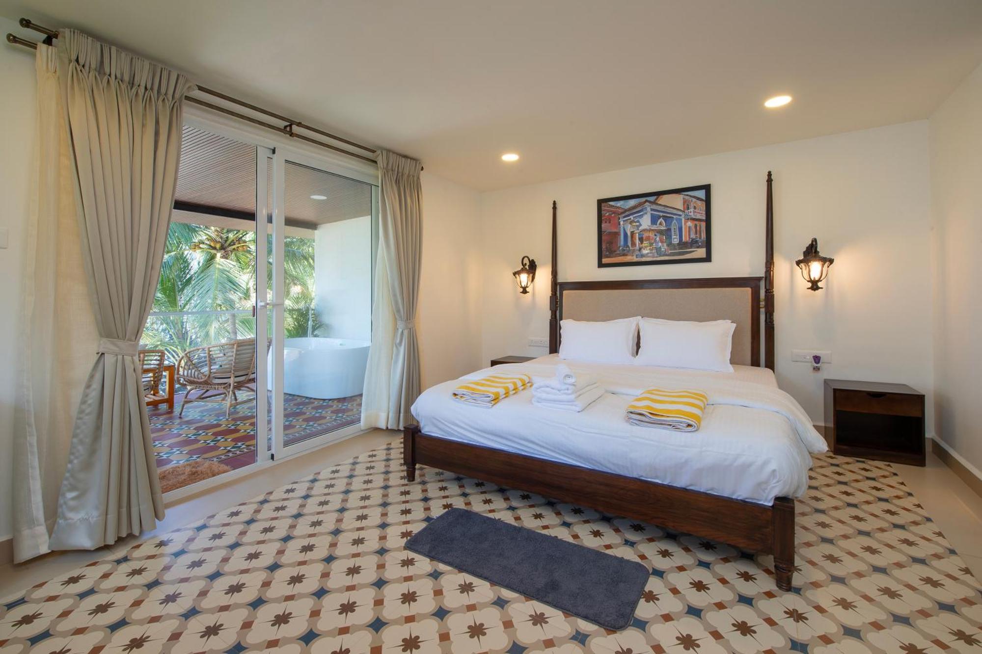 The Rose Goa Beach Resort Агонда Екстериор снимка