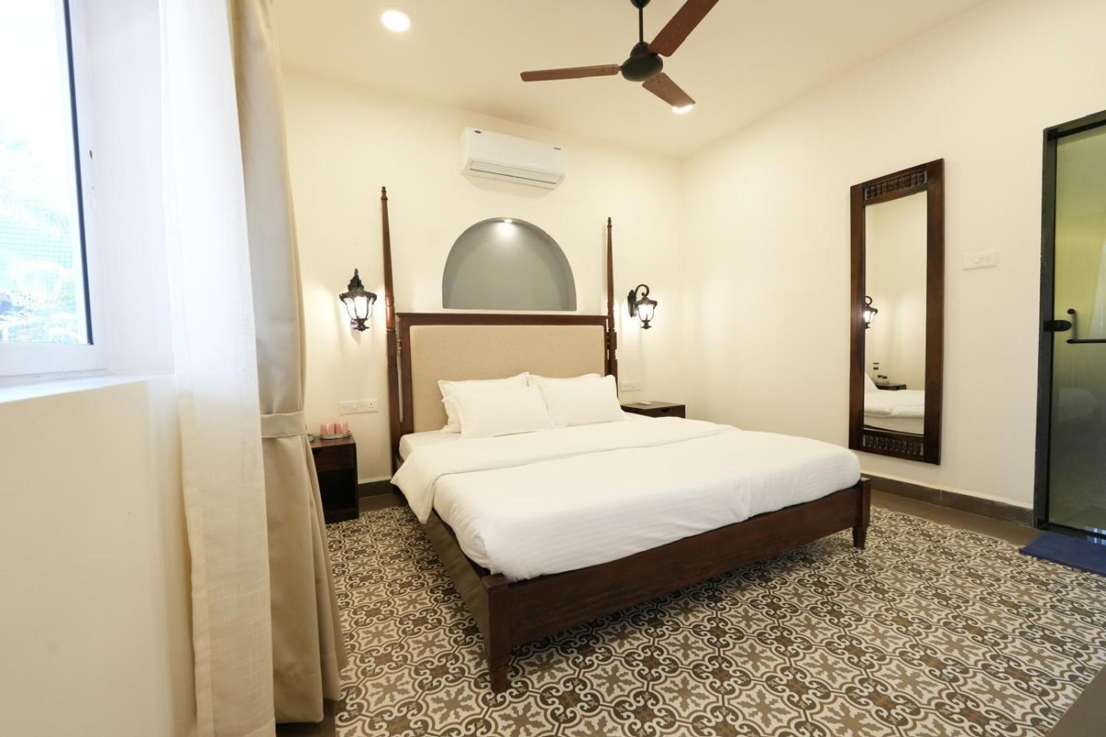The Rose Goa Beach Resort Агонда Екстериор снимка