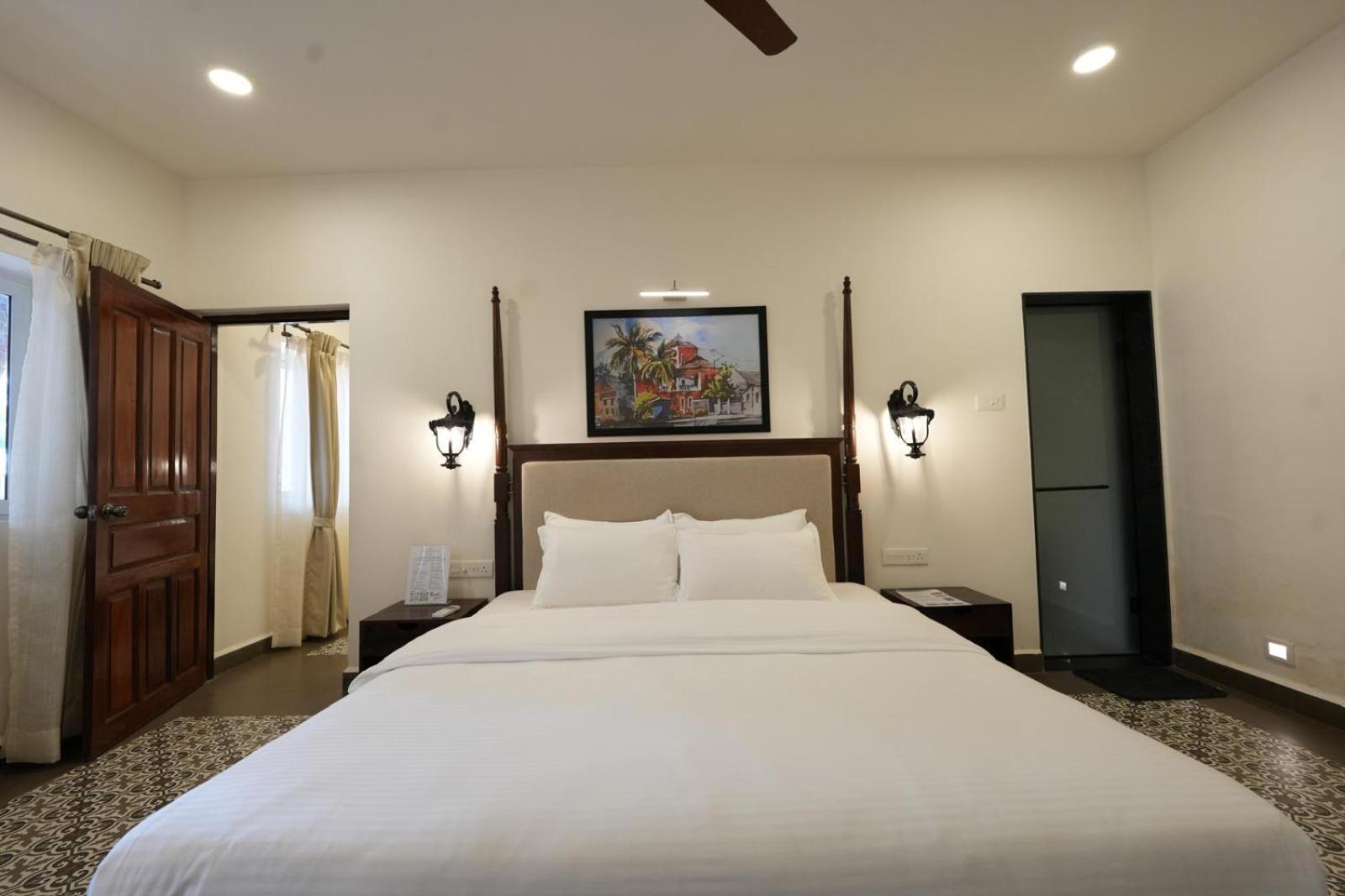 The Rose Goa Beach Resort Агонда Екстериор снимка